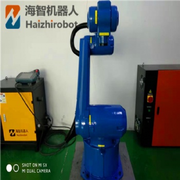 海智噴槍噴油設備，省內機器人排名，自動化噴槍設備，六軸關節(jié)機械手