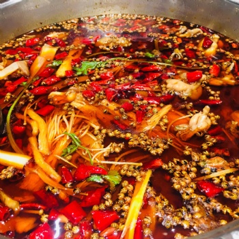 烏魯木齊味某絕風(fēng)味美蛙魚頭底料廠家，批發(fā)，定制，貼牌@BL2200-09