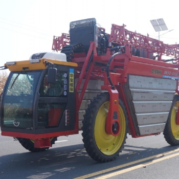 華璽3WPZ-3000G高駕玉米打藥機(jī)自走式噴桿噴霧機(jī)廠家